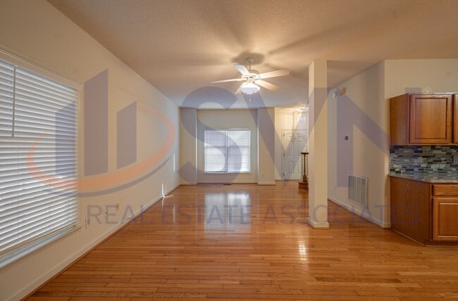 Building Photo - Beautiful 4BR, 2.5BA Home by the Eno River in North Durham