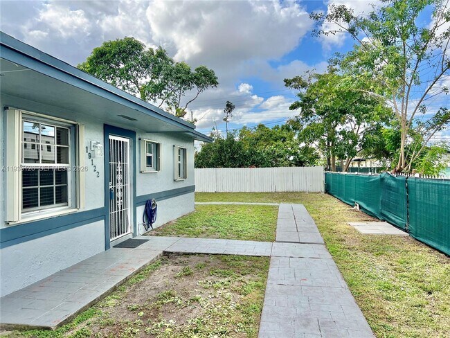 Building Photo - 19122 NW 36th Ave