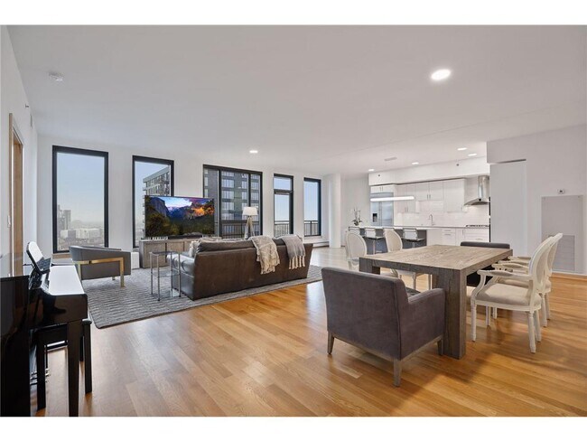 Building Photo - 1240 S 2nd St