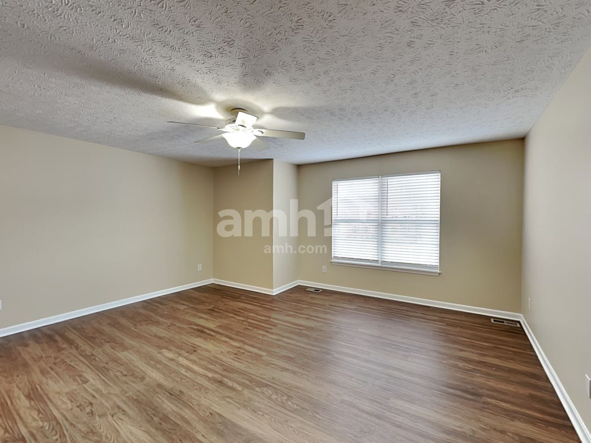 Building Photo - 8685 Woolstone Ct