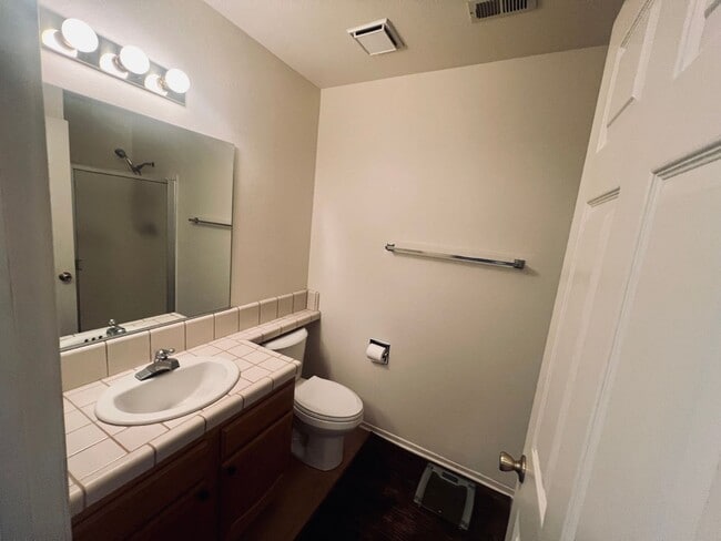 Building Photo - Affordable Comfort in 55+ Guard-Gated Comm...
