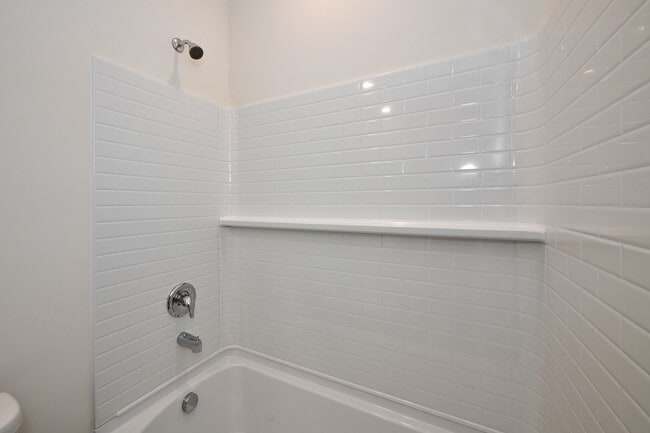 Building Photo - 1179 Woodlily Ln