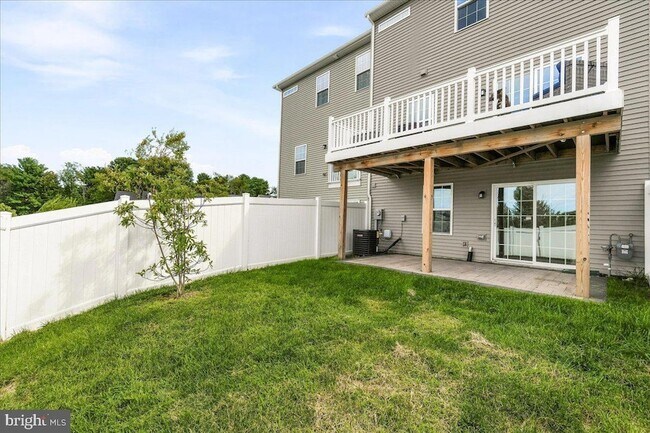 Building Photo - 1403 Wilmer Park Ln