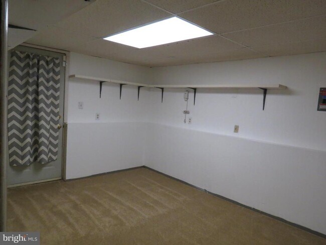 Building Photo - 1513 Wampanoag Dr