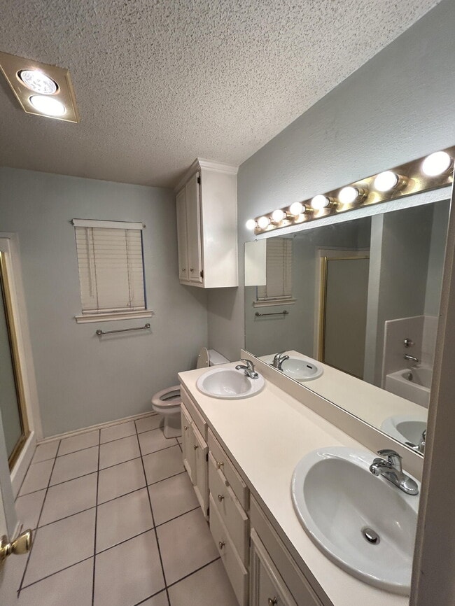 Building Photo - 6220 7th St