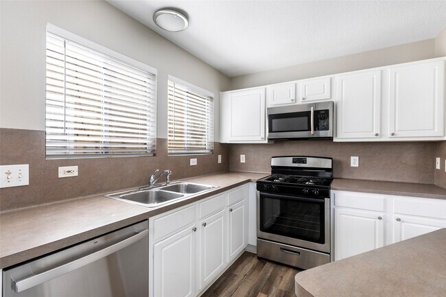 Building Photo - 18906 Atasca Oaks Dr
