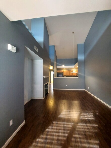 Building Photo - 5800 Tower Rd