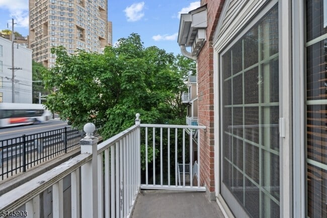 Building Photo - 169 Price Ct