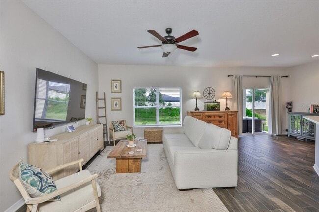 Building Photo - 1129 Emerald Hill Way