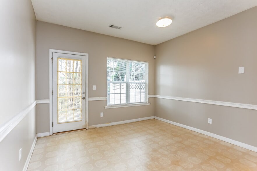 Building Photo - 287 Prescott Ct