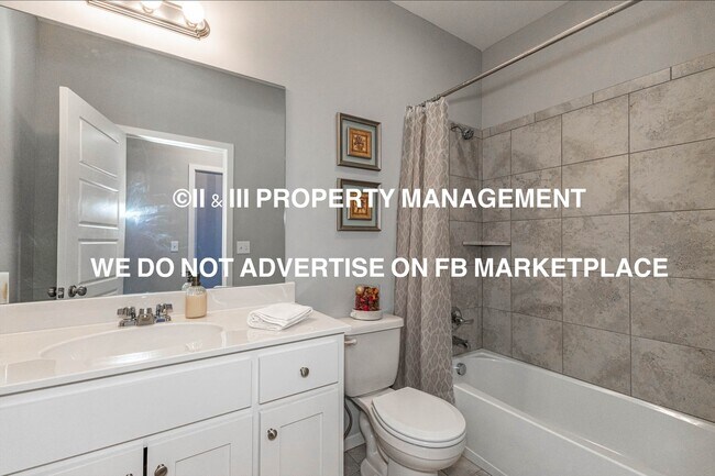 Building Photo - 12566 S Canyon Dr