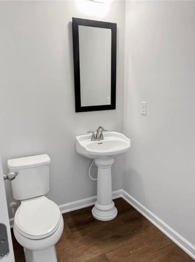 Building Photo - 2115 Teale Ln