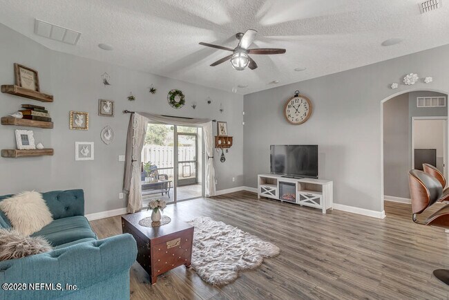 Building Photo - 13853 Malachi Ct