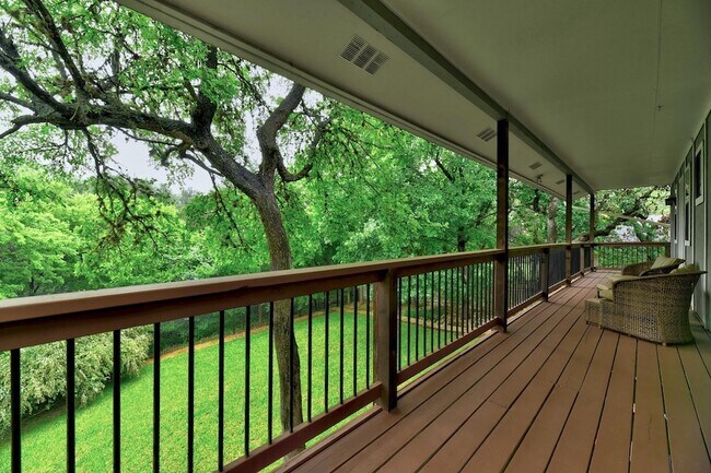 Building Photo - 11313 Menodora Dr