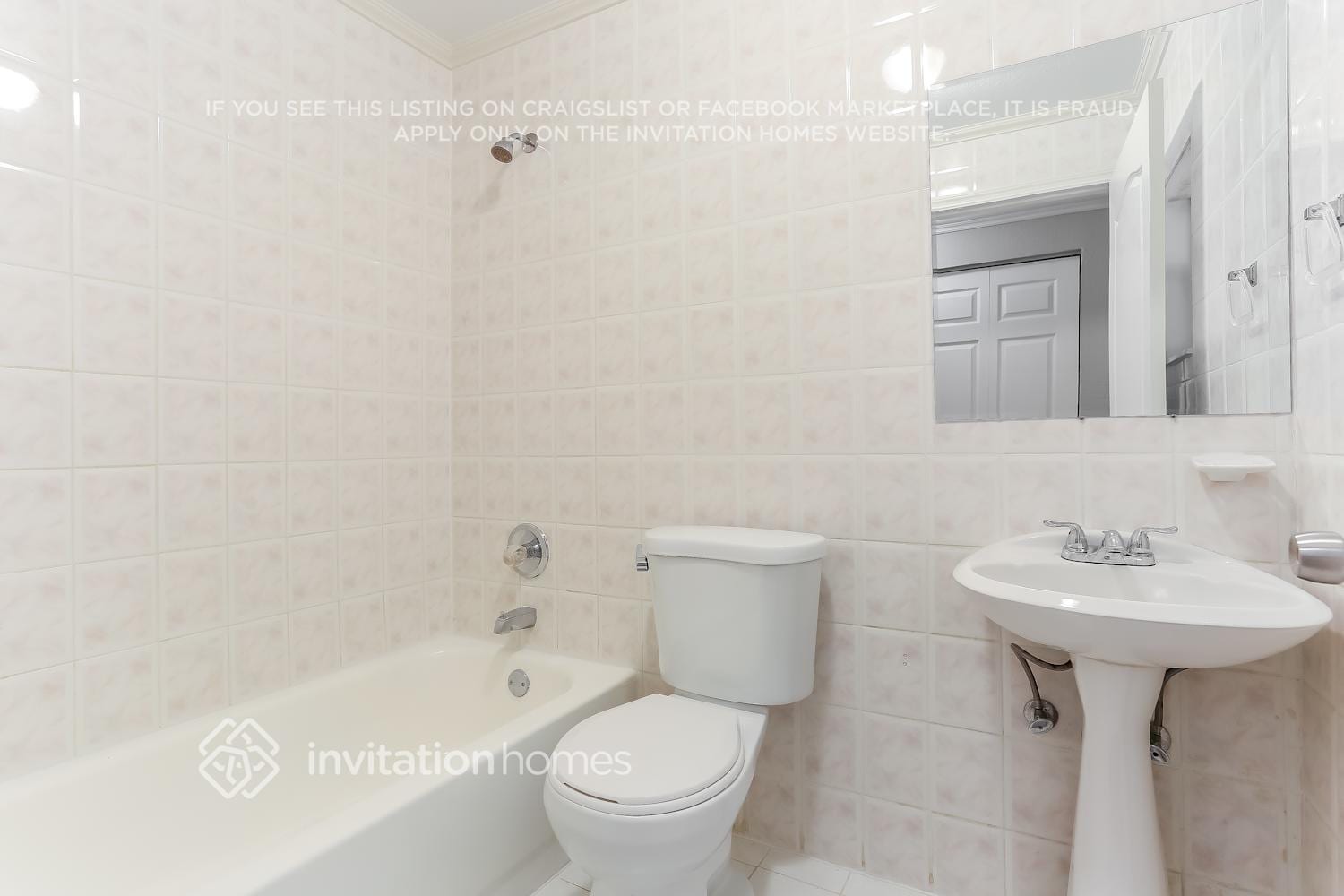 Building Photo - 350 E 58th St