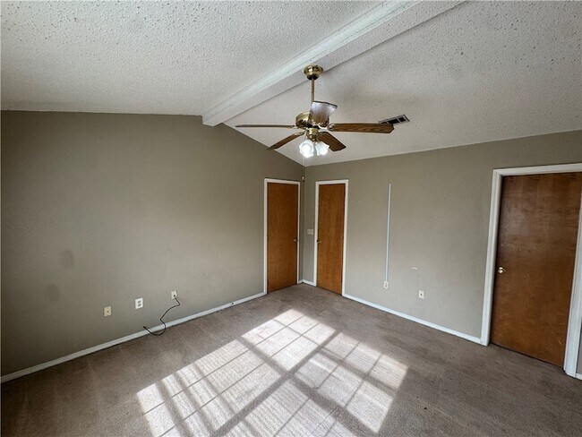 Building Photo - 4133 Nightingale Ln