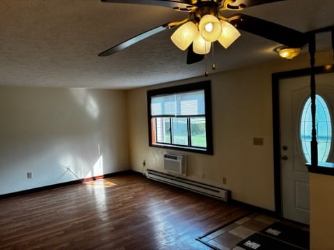 Building Photo - 533 Berlin Rd