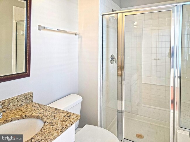 Building Photo - 12 S Regester St