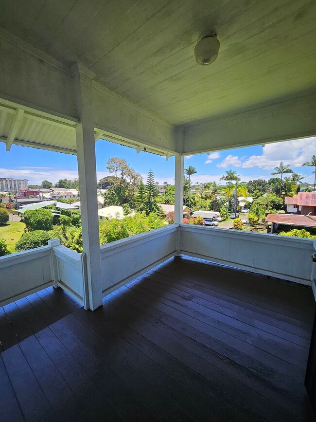 Building Photo - Charming 3 bedroom home in Central Hilo