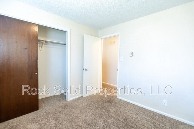 Building Photo - 714 Dell Range Blvd