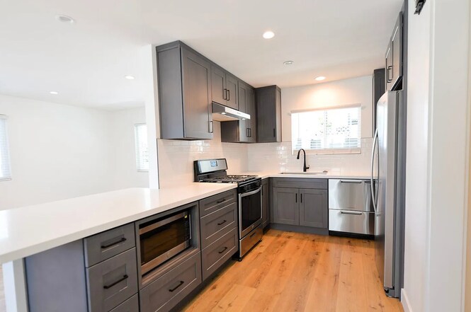 Building Photo - 223 Avenida de la Grulla