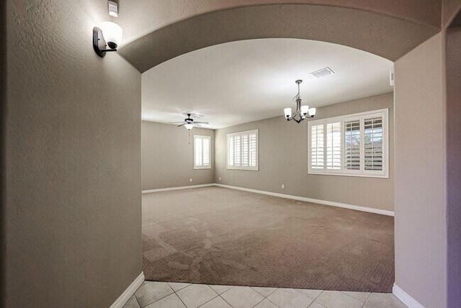 Building Photo - COMING SOON! Great Location!Stunning 6-bedroom Plus 7, 4.5-bathroom home located in Chandler