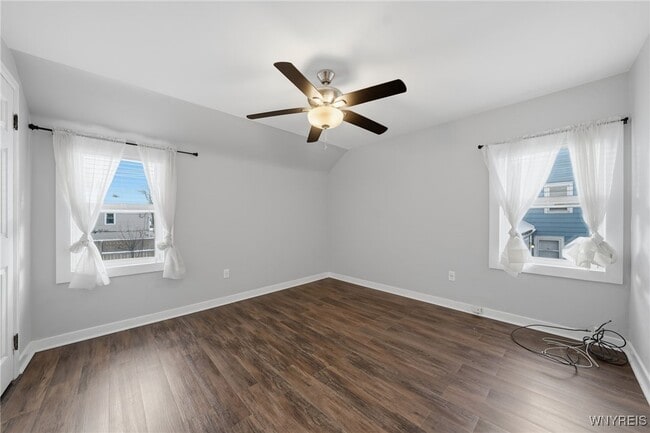 Building Photo - 151 Conant Dr