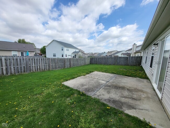 Building Photo - 2704 Winding Creek Ln