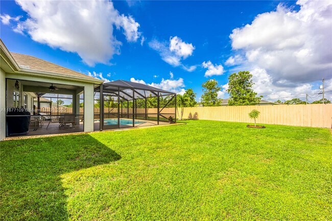 Building Photo - 3158 SW Centamino St