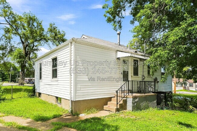 Building Photo - 8234 Airport Rd