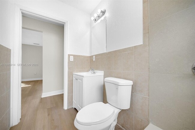 Building Photo - 299 NW 43rd St