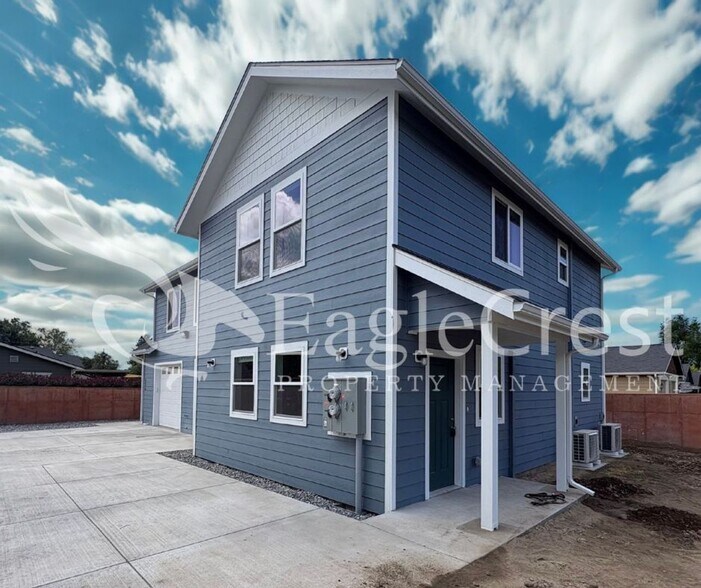 Building Photo - 420ANKENY