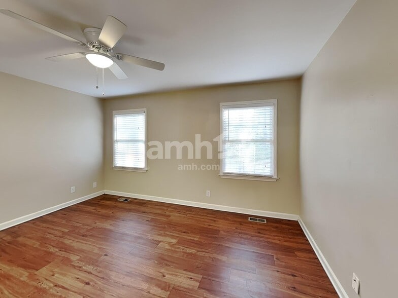 Building Photo - 5100 Ray Ct