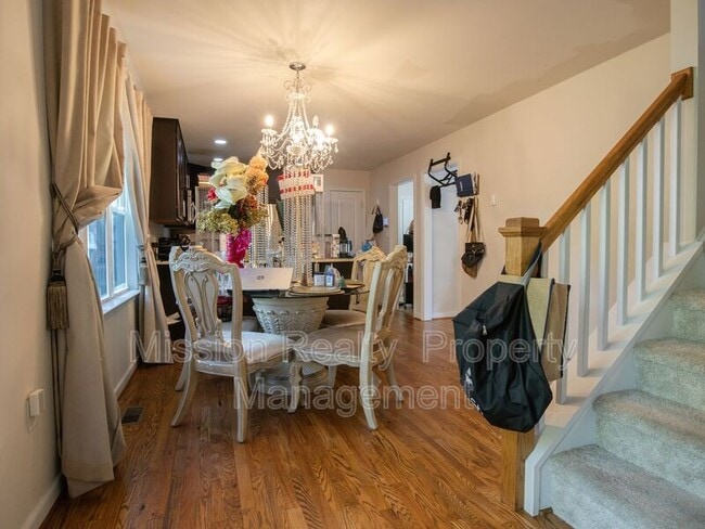 Building Photo - 11412 Parrish Creek Ln