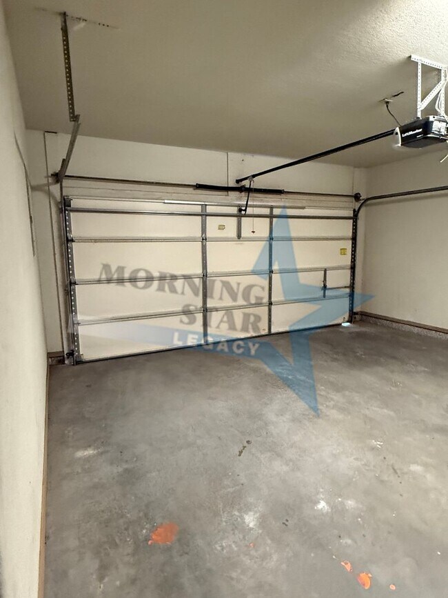 Building Photo - 3187 Athenian Way