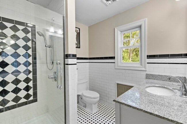 Building Photo - 91 Dogwood Ln