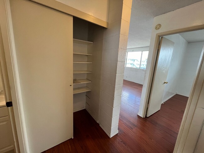 Building Photo - Kunia Palms (Waipahu) - 2 bedroom, 1 bathr...