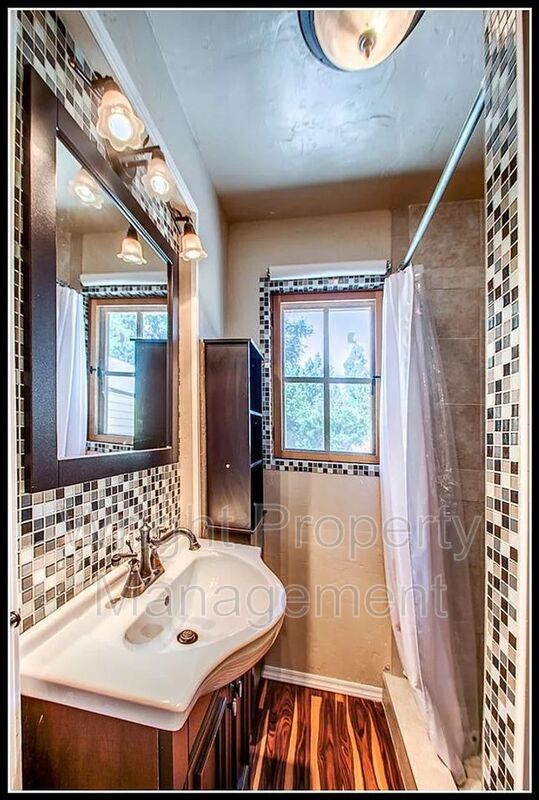 Building Photo - 1713 W Boise Ave