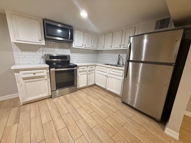 Building Photo - 1308 Genova St