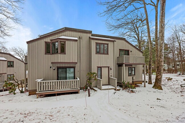 Building Photo - 9 Talcott Ridge Rd