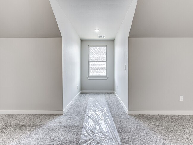 Building Photo - 14517 Chambord Dr