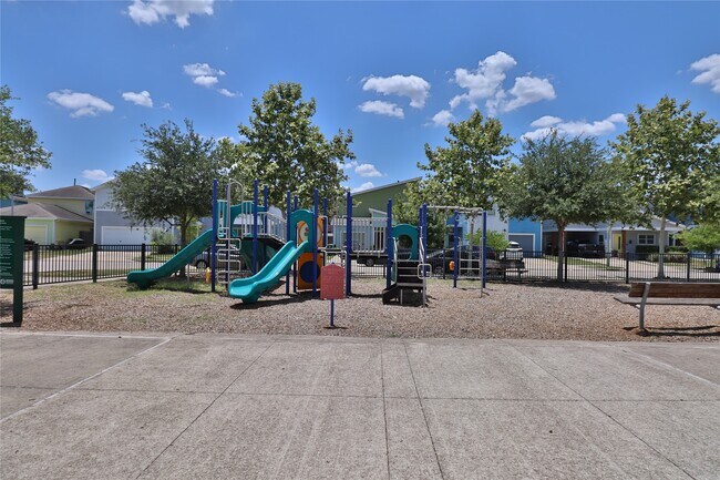 Building Photo - 4339 Cetti St