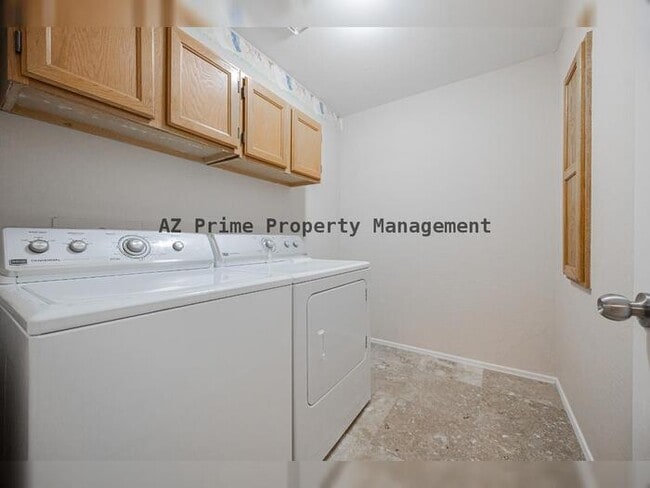 Building Photo - 4226 N 22nd St
