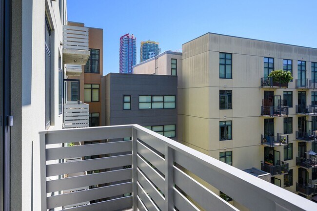 Building Photo - Expansive East Village 1 Bedroom at M2I! 2...