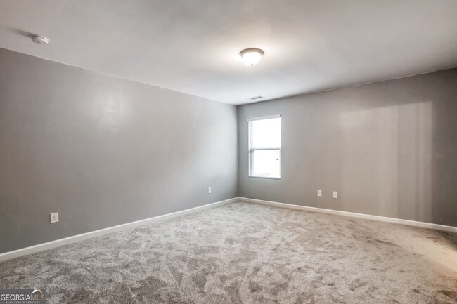 Building Photo - 4098 Clay Ct SE