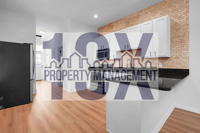 Building Photo - 1116 Summit St