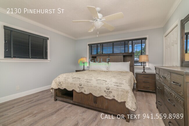 Building Photo - 2130 Pinehurst St