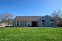 Building Photo - 1103 E Bayou Pkwy