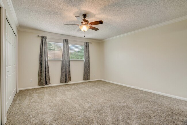 Building Photo - 2253 Triway Ln