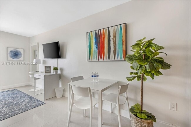 Building Photo - 7904 West Dr